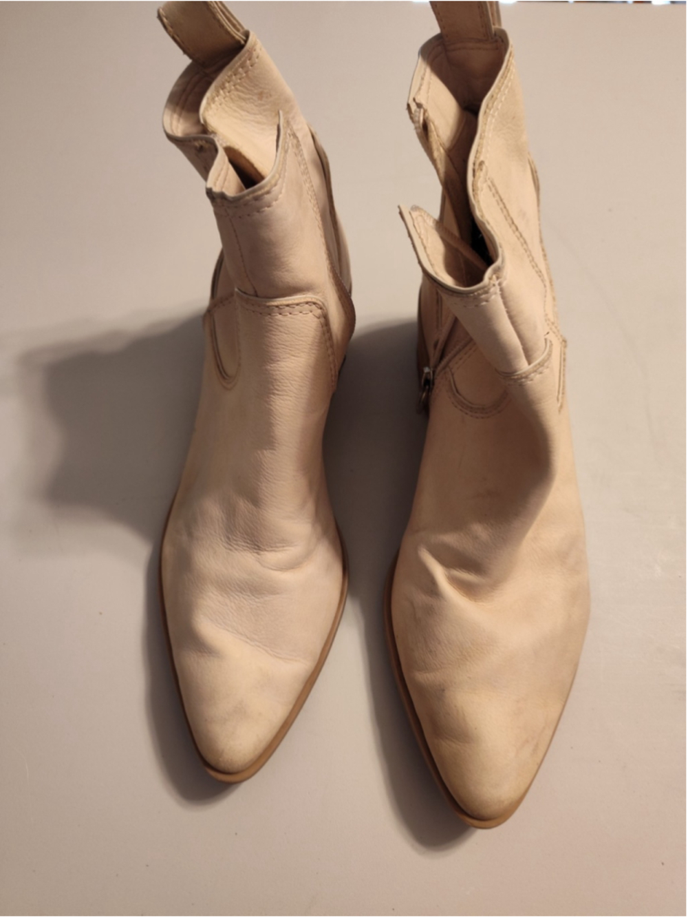 Dolce Vita Brazilian leather women's ankle boots bone color SZ 8.5